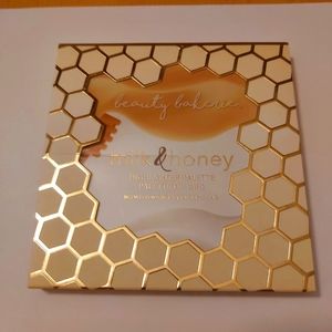 NIB Beauty Bakerie Milk & Honey Highlighter 4 Pan Palette 0.17oz/20g
